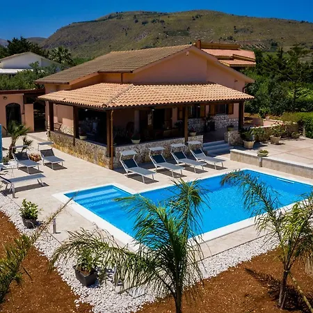 Mirto Villa Castellammare del Golfo