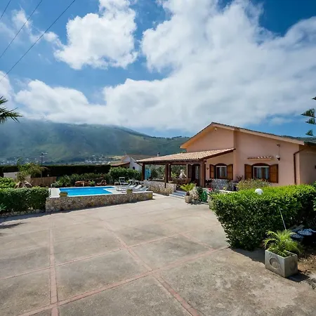 Villa Mirto